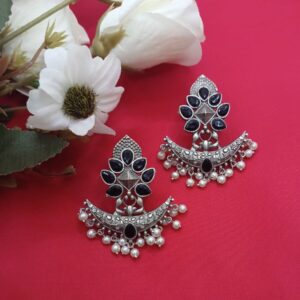 half moon design earring
